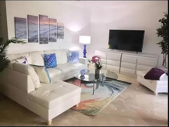 3rd image of 955 Egret Cir APT 107