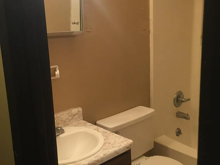 709 Patty Dr — Photo 3