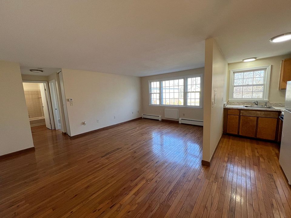 1st image of 30 Nye St #1W