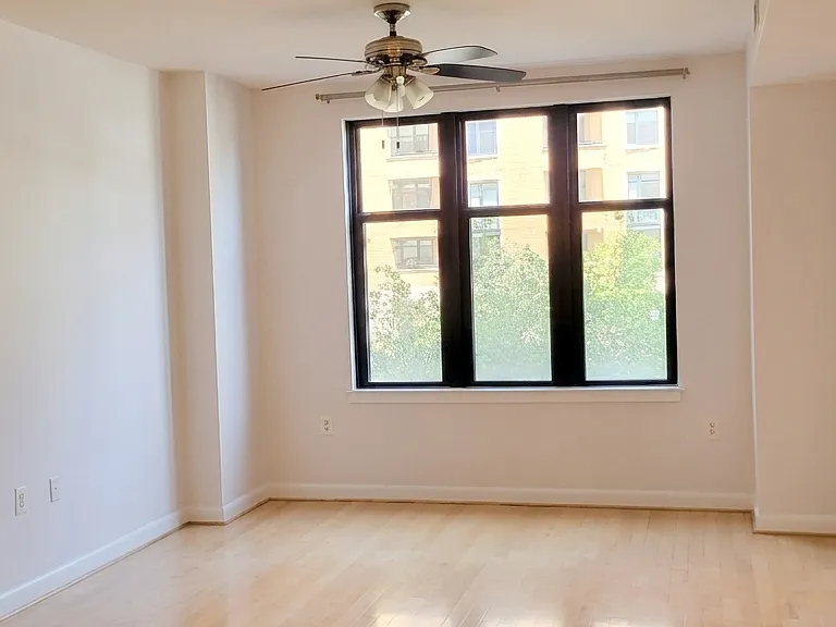 Living room and dining area with enough space for a 6ft table and sectional sofa