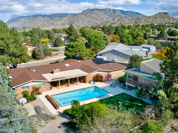 1634 Sagebrush Trl SE, Albuquerque, NM 87123