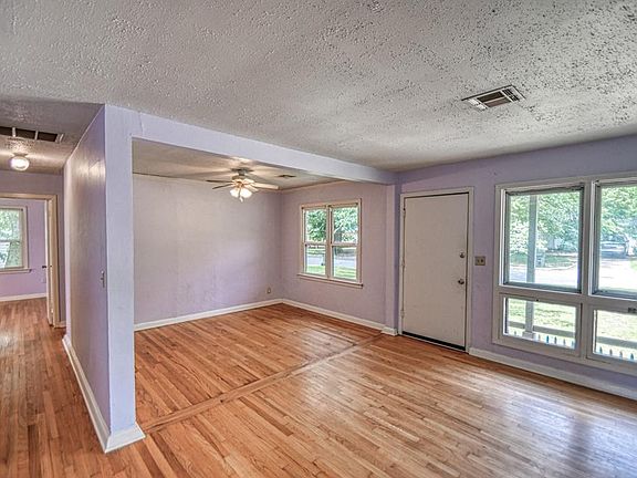 5th image of 805 N Cockrel Ave
