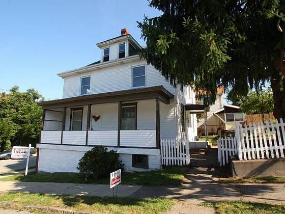 1st image of 403 Truby St