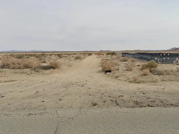18601 E Avenue P, Palmdale, CA 93591