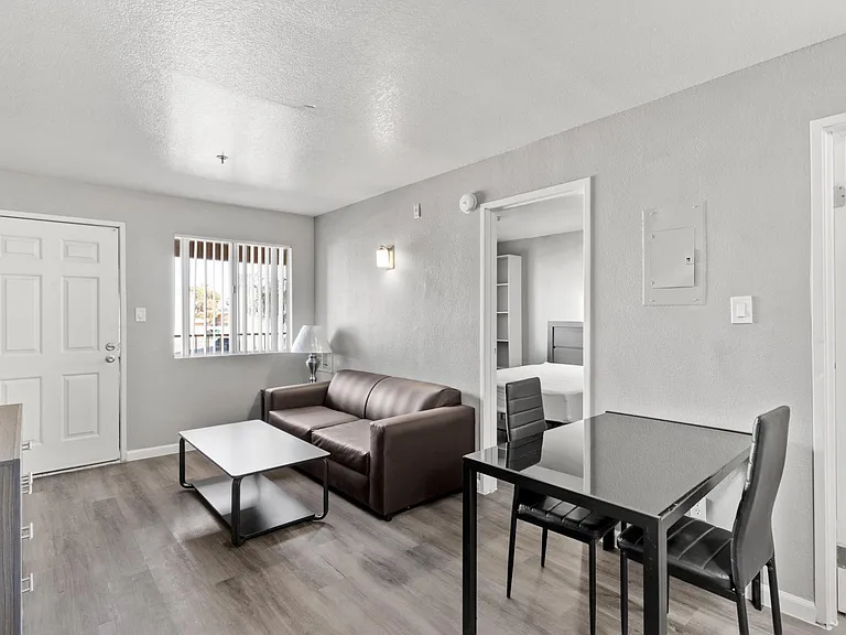 3825 Cambridge St — Photo 2