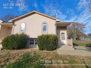 407 SW Joy Ct, Blue Springs, MO 64014