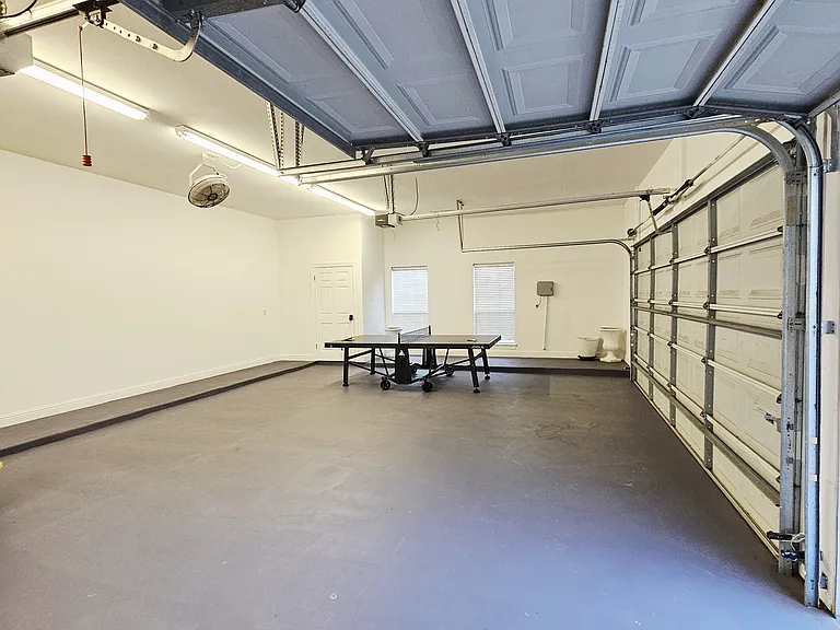 3 Car Garage
