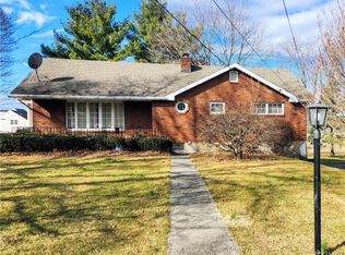 1440 Stones Crossing Rd, Easton, PA 18045