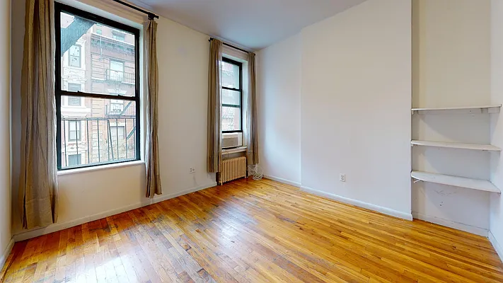 Rented by Bond New York | media 1
