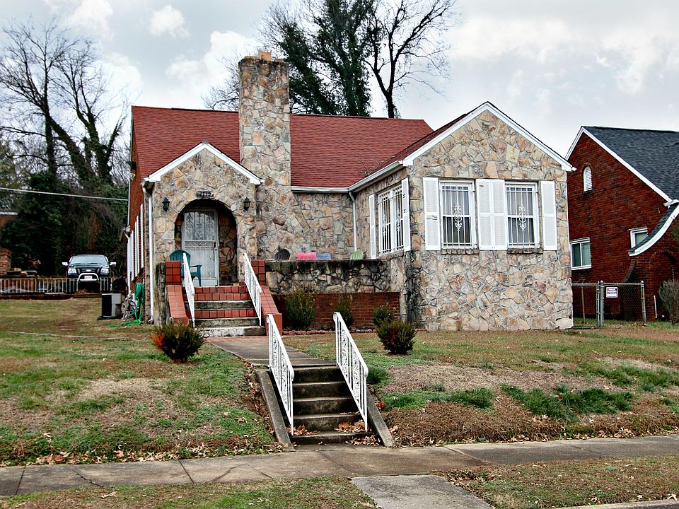1st image of 2715 Parkview Ave