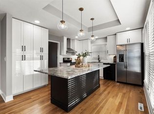 11001 W 101st St, Overland Park, KS 66214