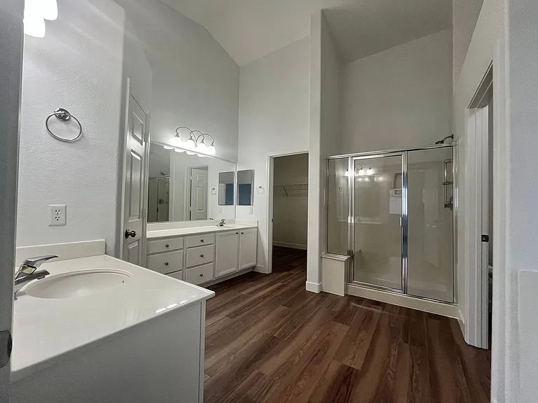 3816 Waynesvill St — Photo 29