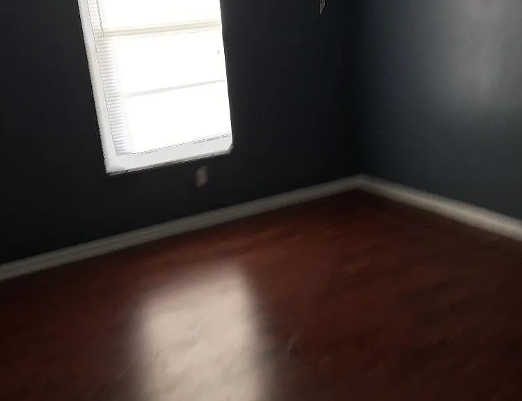 17 Sandalwood Ct — Photo 2