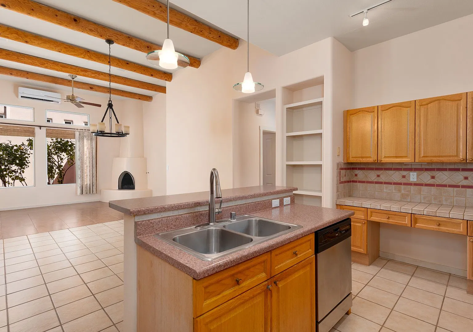 16 Prairie Crest — Photo 2