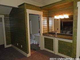 5th image of 571 N Juniper Dr