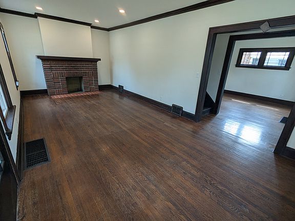 4th image of 1510 Wood Rd