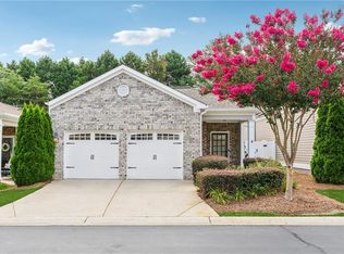 604 Abbey Dr, Woodstock, GA 30188