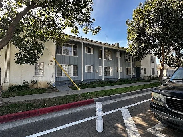 5404-5412 San Vicente Blvd LP — Photo 1