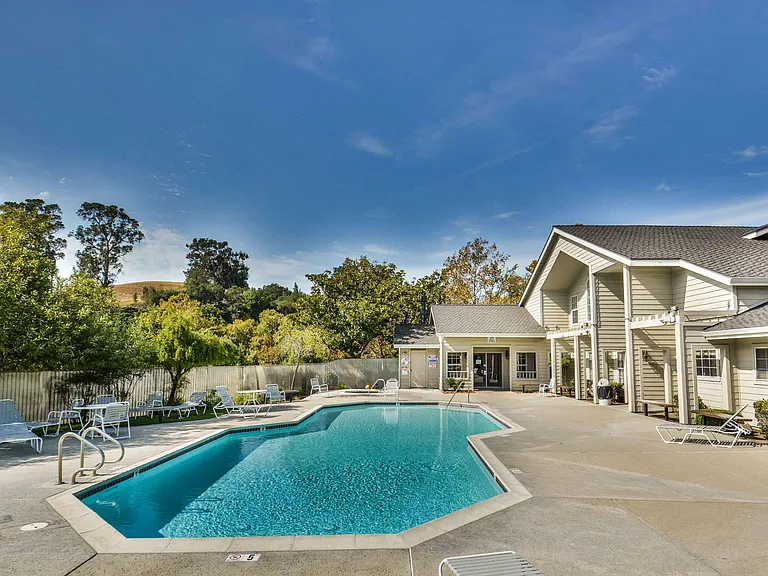 7750 Canyon Meadow Cir #D — Photo 23