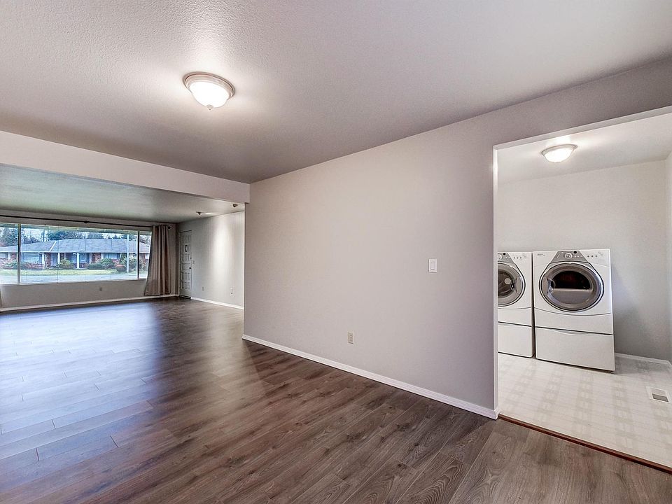 1st image of 4915 65th St NE