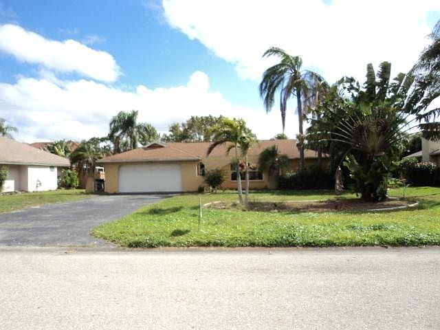 1st image of 627 Astarias Cir