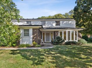 1685 Portage Pass, Deerfield, IL