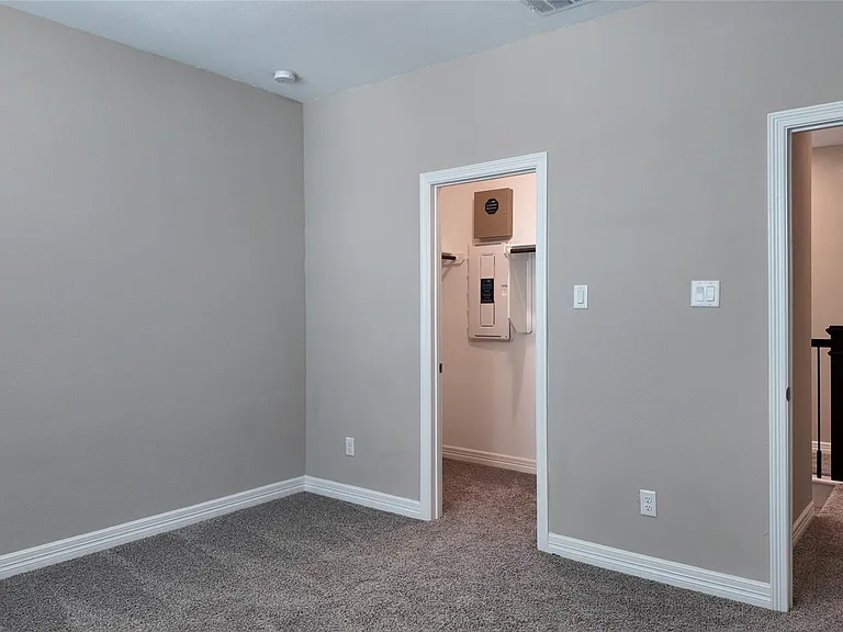 360 Mallorn Ln — Photo 27