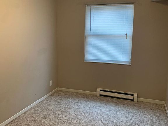 5th image of 1019 Holloway Dr #4