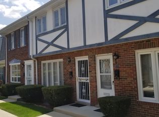 2314 W 111th St APT C, Chicago, IL 60643