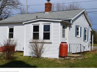 6 N Gorham Rd, Gorham, ME 04038