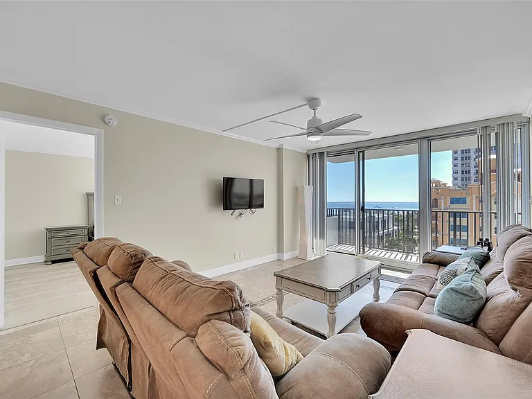 525 N Ocean Blvd #919 — Photo 6