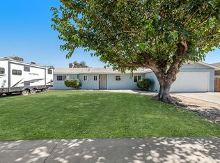 1114 W Valley Dr, Visalia, CA 93277
