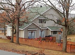 809 Crossbow Rd, Huntsville, AR 72740