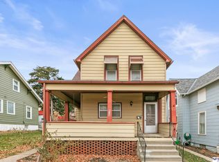 836 S 35th St, Omaha, NE 68105