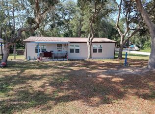 18435 SE 58th St, Ocklawaha, FL 32179