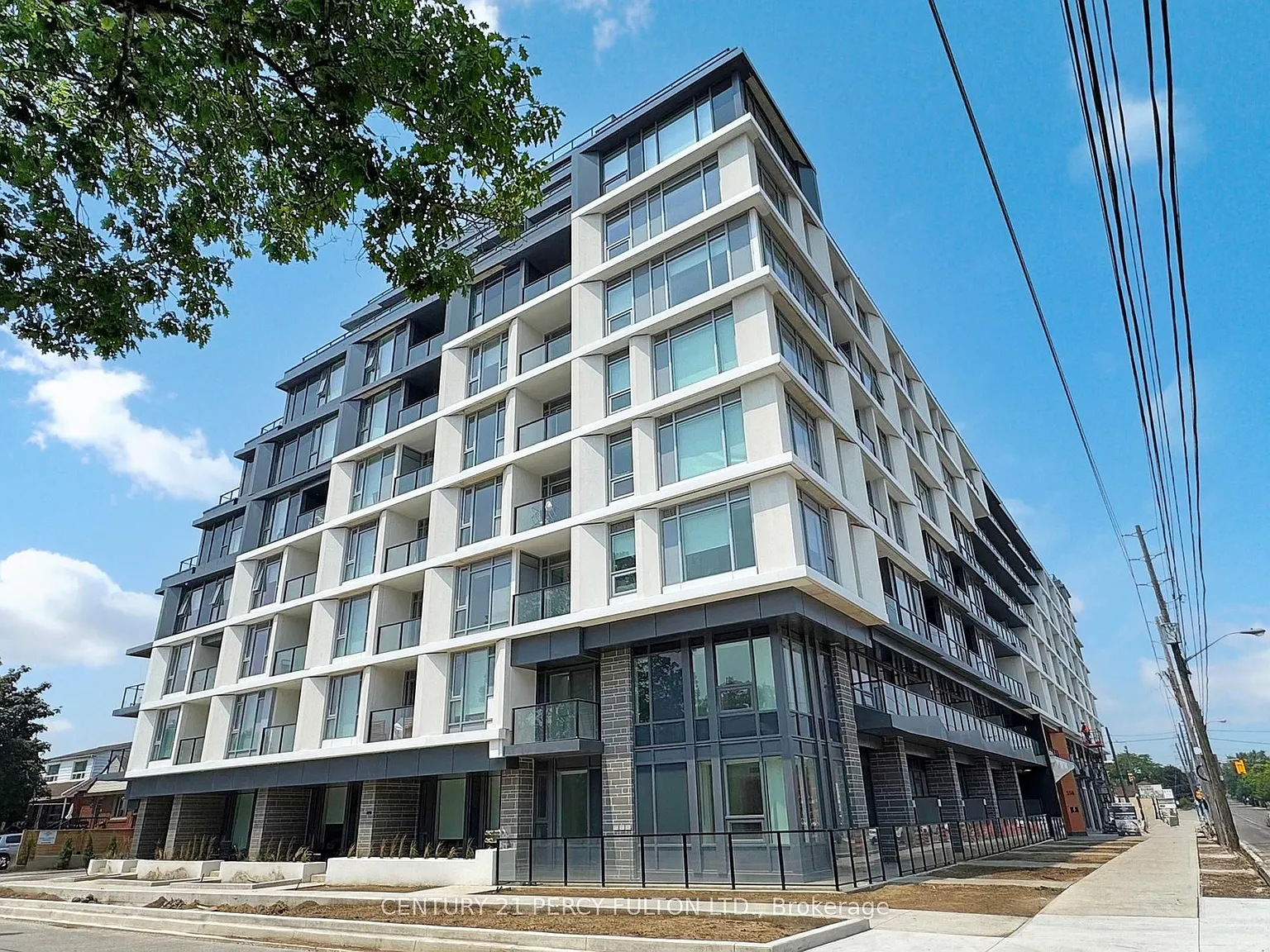 3 bed, $4,000 — Photo 1
