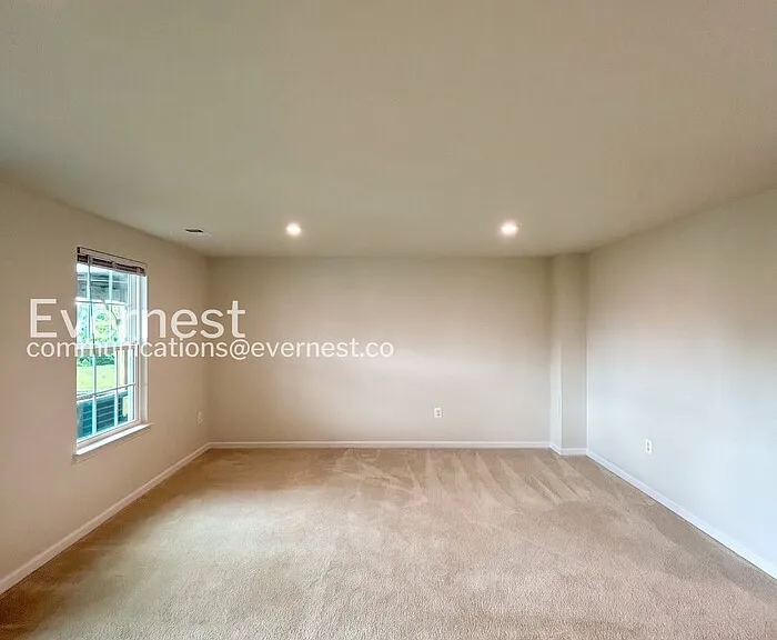 8808 Stevenson Ln — Photo 18