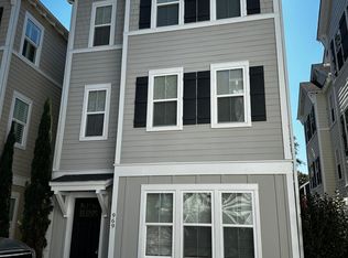 969 Warrick Oaks Ln, Mount Pleasant, SC 29464