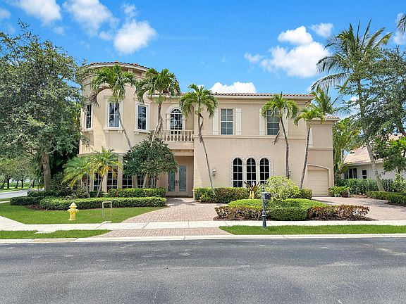 3rd image of 2141 Milano Court