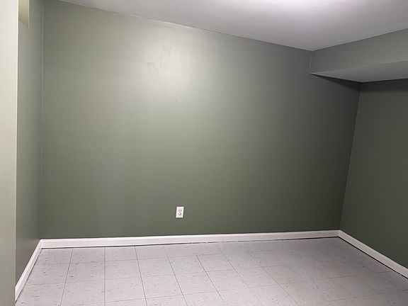 4th image of 3333 Pickwick Ln