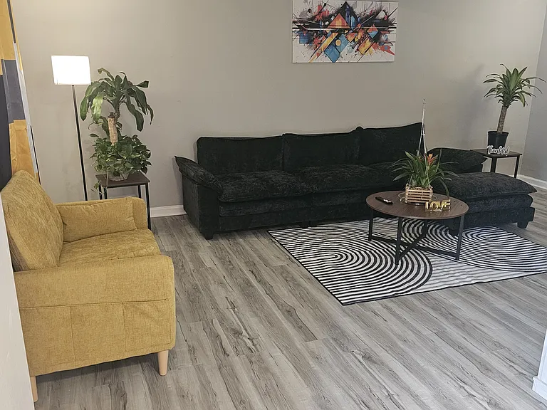 1150 Rankin St — Photo 2