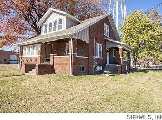 19 E White St, Millstadt, IL