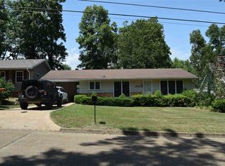 1707 Sunset Dr, Poplar Bluff, MO 63901