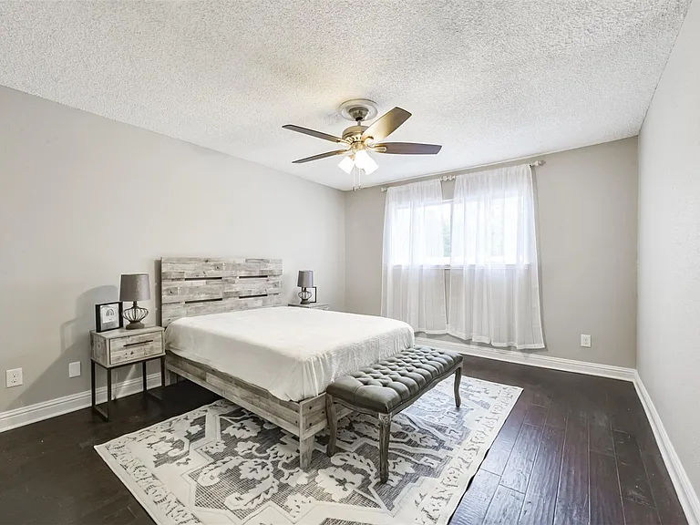 14111 Misty Meadow Ln — Photo 36