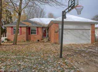 50225 Maurice Rd, Chesterfield, MI 48047