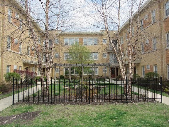 2nd image of 1951 Euclid Ave #208
