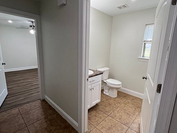 3rd image of 4121 Mulligan Manor Ln Unit B