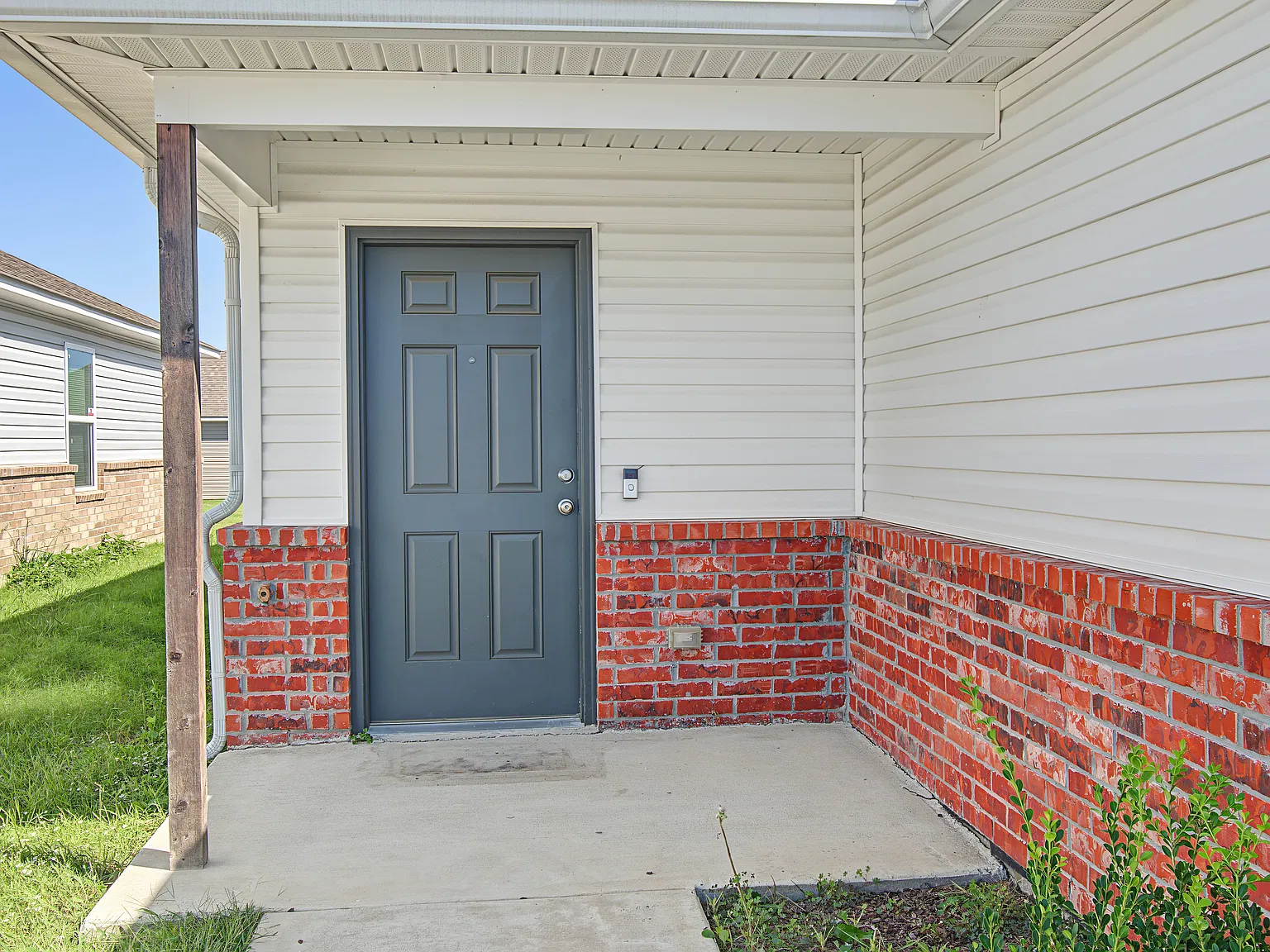 3 bed, 1260 sqft, $1,595 — Photo 2