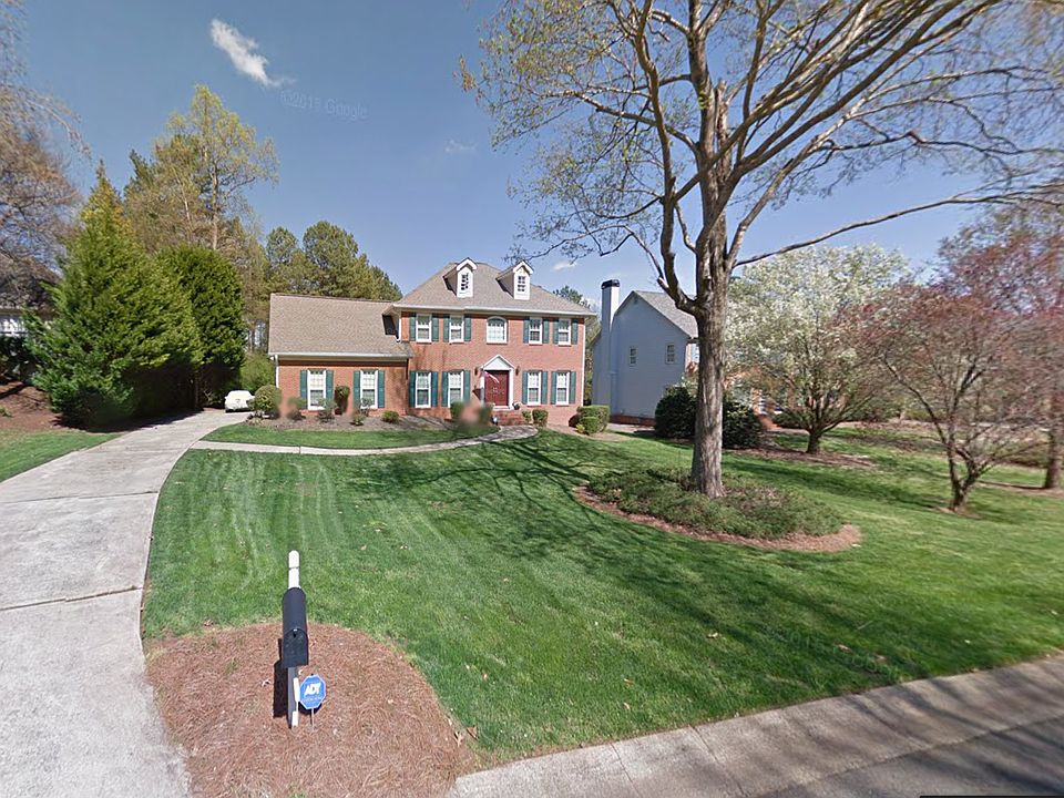 2nd image of 1220 Meadowmist Way