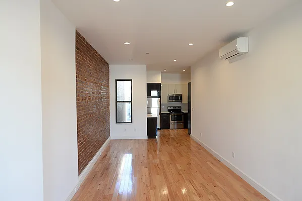 Rented by Residents Team | media 4